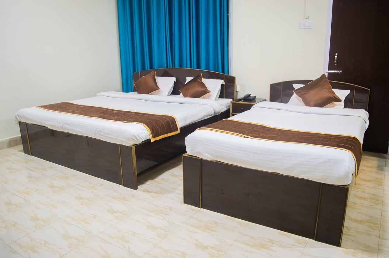 Oyo 11515 The Lily Guest House Shillong Esterno foto