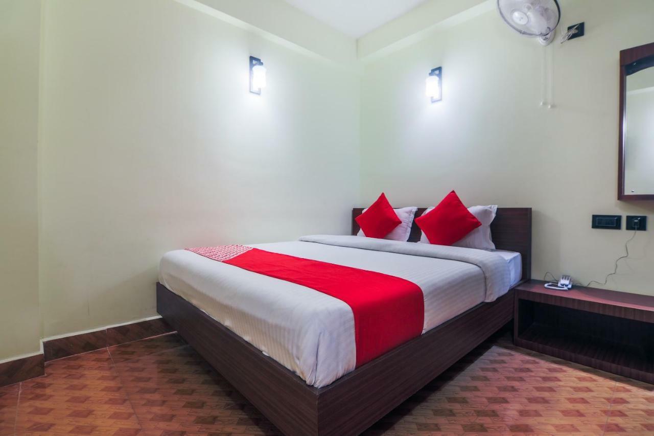 Oyo 11515 The Lily Guest House Shillong Esterno foto